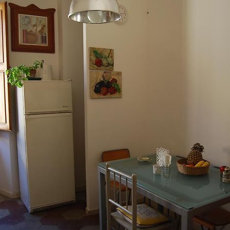 Su Al Celio - Colosseo Bed & Breakfast Рим Екстериор снимка
